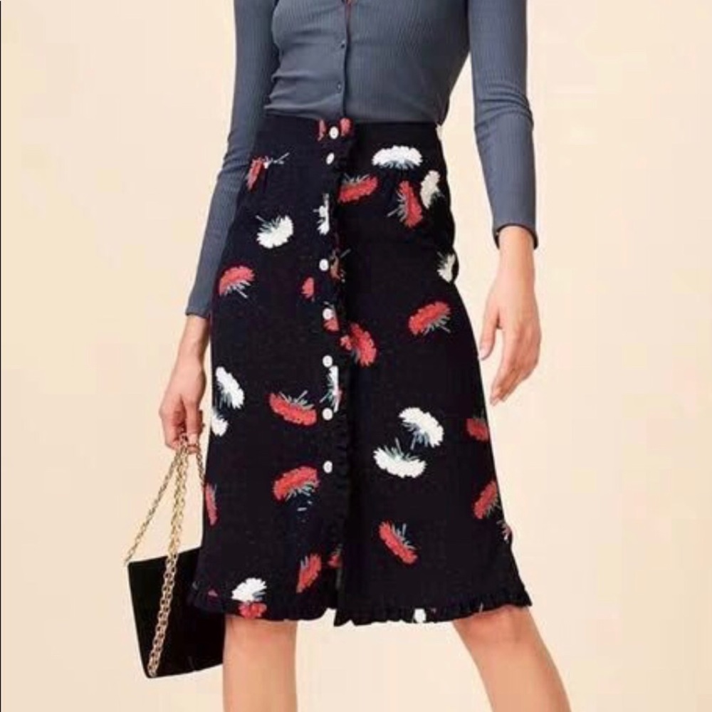✨Reserved for Imagine80✨ Rouje Valerie skirt size 36 (small)